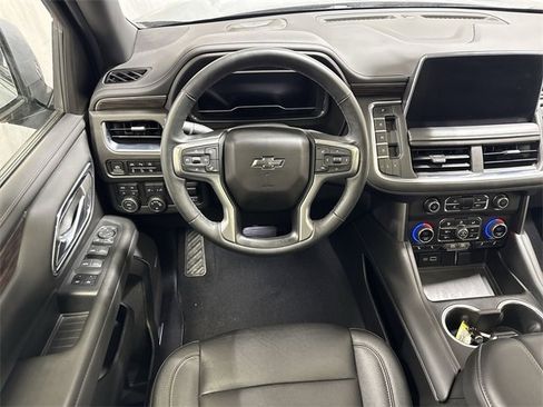 Used 2023 Chevrolet Tahoe Z71 w/ Z71 Off-Road Package image 16