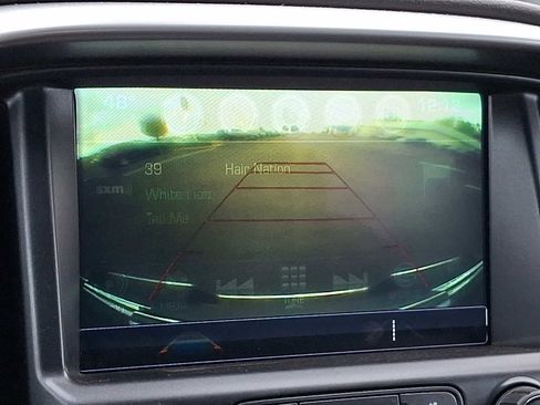 Used 2018 Chevrolet Colorado LT image 17