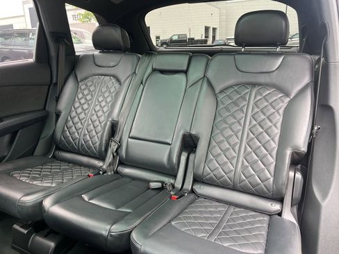 Used 2023 Audi SQ7 Prestige AWD/4WD image 15