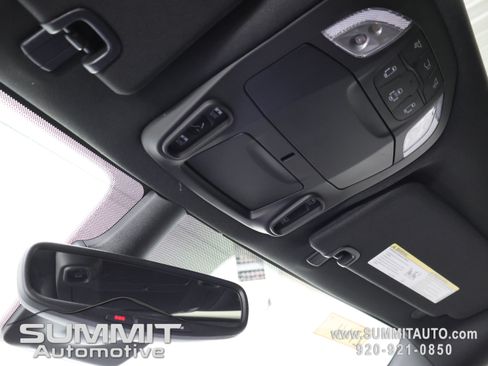 New 2027 Chrysler Pacifica Limited AWD/4WD image 13