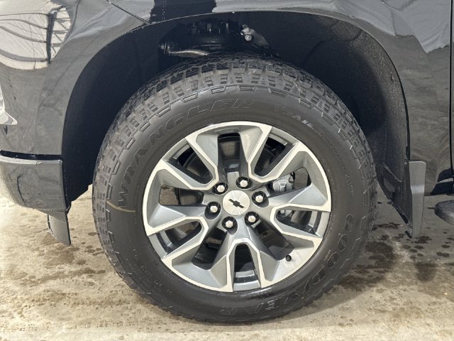 New 2026 Chevrolet Silverado 1500 RST AWD/4WD image 33