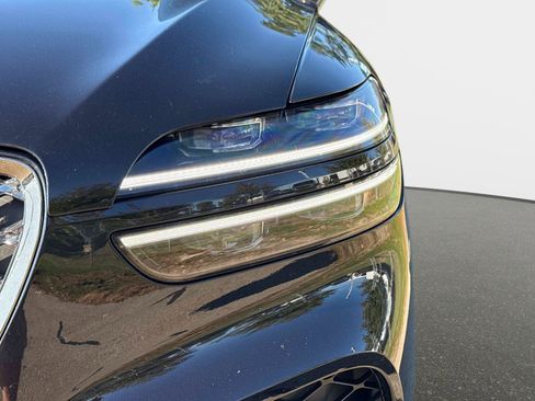 Used 2024 Genesis GV70 3.5T Sport image 3