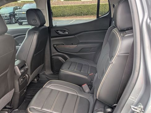 Certified 2023 GMC Acadia Denali w/ Denali Technology Package image 33