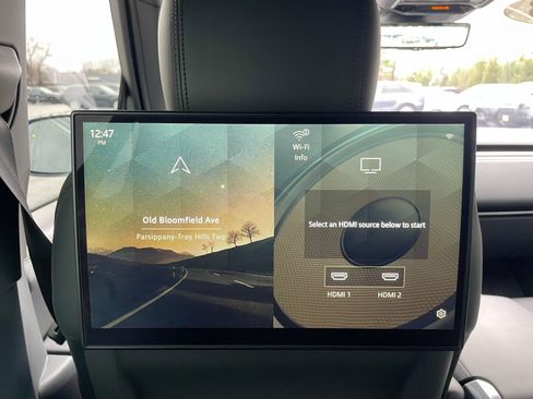 Used 2023 Land Rover Range Rover Autobiography image 32