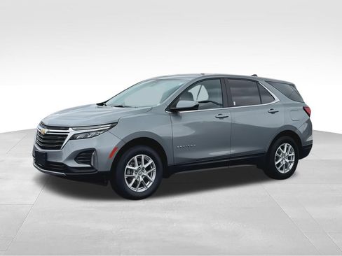 Used 2024 Chevrolet Equinox LT AWD/4WD image 4