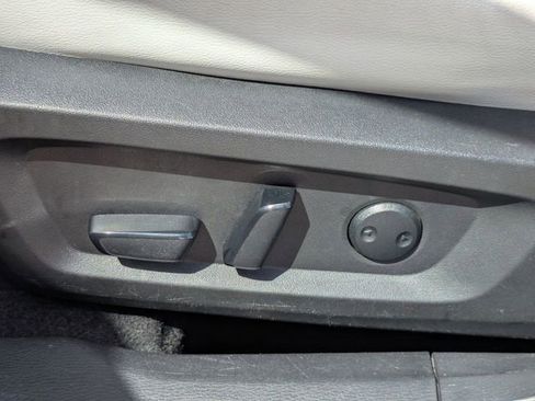 Used 2024 Mitsubishi Outlander SEL image 22