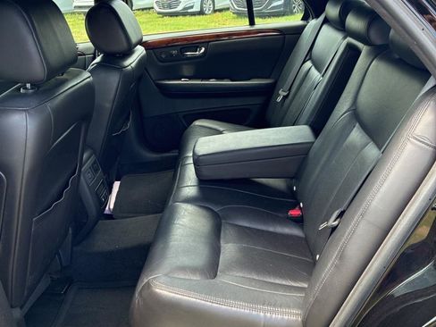 Used 2007 Cadillac DTS Performance FWD image 12