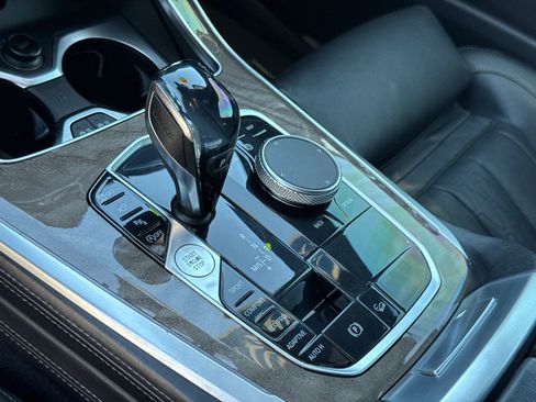 Used 2019 BMW X5 xDrive40i w/ Executive Package AWD/4WD image 12