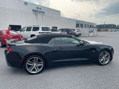 Used 2017 Chevrolet Camaro LT RWD image 9