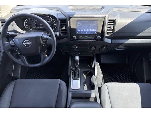Used 2022 Nissan Frontier S w/ Technology Package RWD image 11
