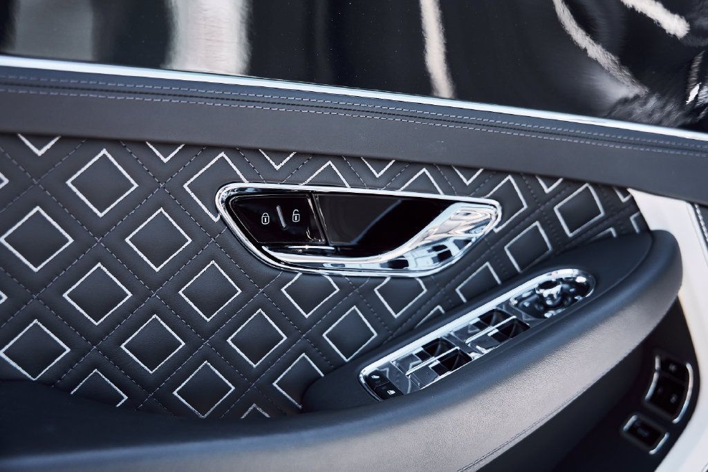 Used 2024 Bentley Continental GT Speed AWD/4WD image 31