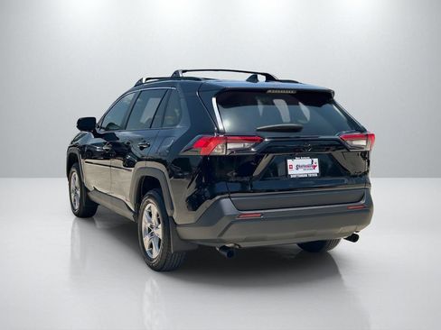Used 2025 Toyota RAV4 XLE w/ Convenience Package FWD image 7