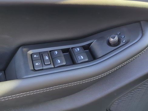 New 2025 Jeep Grand Cherokee Limited w/ Trailer Tow Package image 14