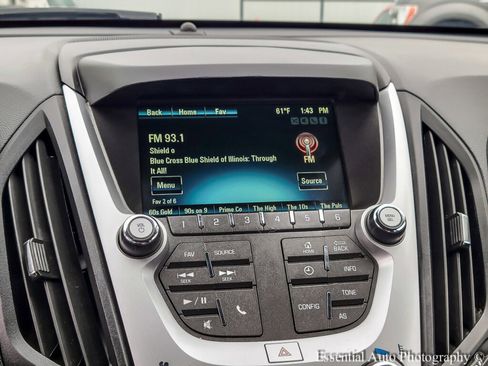 Used 2017 Chevrolet Equinox LS image 20