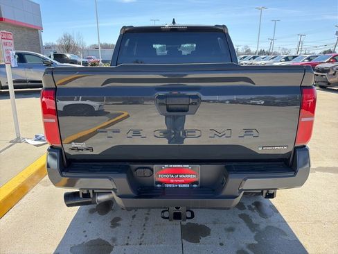 New 2025 Toyota Tacoma TRD Off-Road AWD/4WD image 4