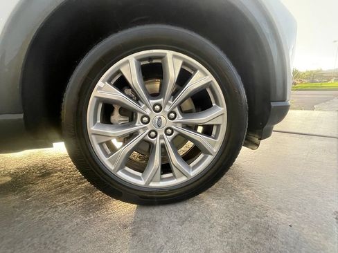 Used 2023 Ford Explorer Limited AWD/4WD image 33