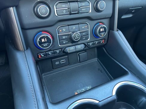 Used 2023 Chevrolet Tahoe High Country image 36