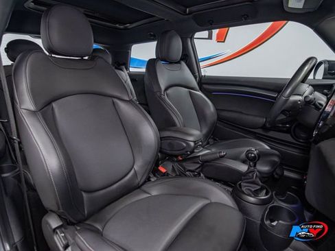 Used 2022 MINI Cooper S image 21