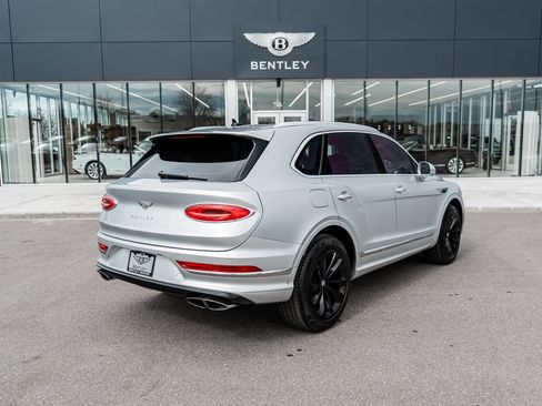 Certified 2023 Bentley Bentayga AWD/4WD image 3