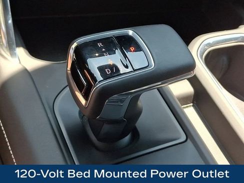 Used 2025 GMC Sierra 1500 Denali Ultimate AWD/4WD image 11