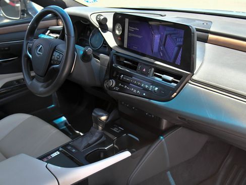 Used 2023 Lexus ES 300h w/ Premium Package FWD image 49