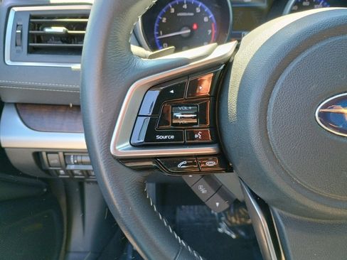 Used 2018 Subaru Outback 3.6R Limited image 26