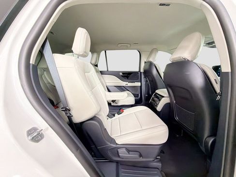 Used 2026 Lincoln Aviator 2WD image 28
