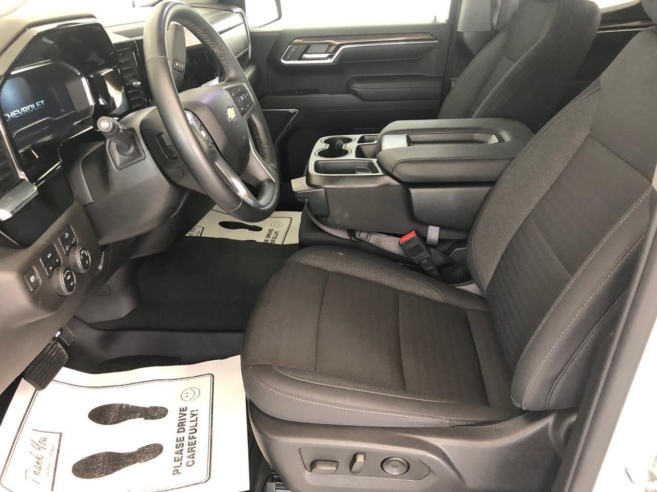 Used 2023 Chevrolet Silverado 1500 LT AWD/4WD image 7