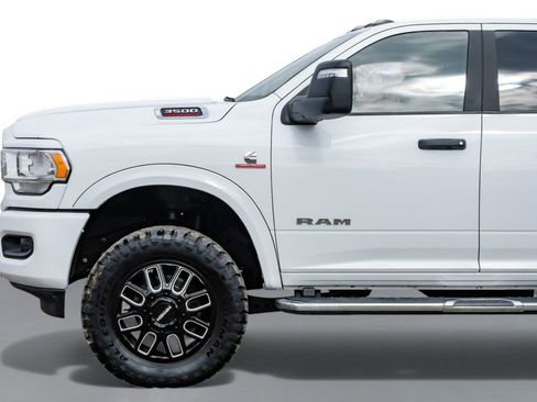 Used 2023 RAM 3500 Big Horn w/ Level 1 Equipment Group image 12