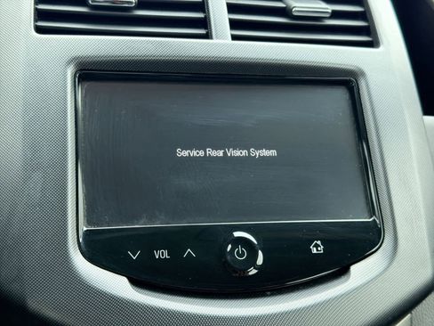 Used 2013 Chevrolet Sonic LT image 29