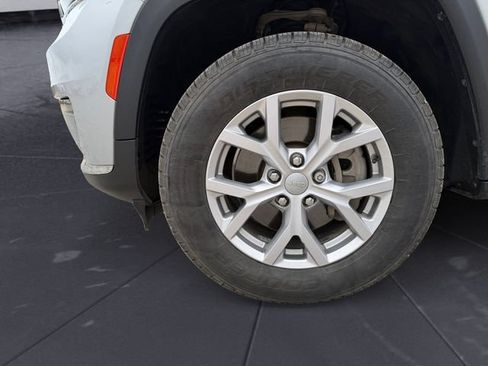 Used 2021 Jeep Grand Cherokee L Limited AWD/4WD image 14