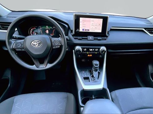 Certified 2025 Toyota RAV4 XLE AWD/4WD image 16