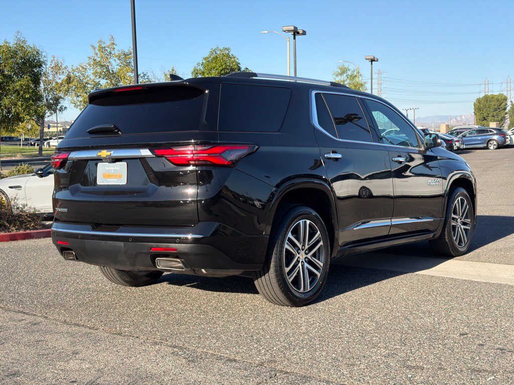 Used 2022 Chevrolet Traverse High Country w/ LPO, Cargo Package FWD image 7
