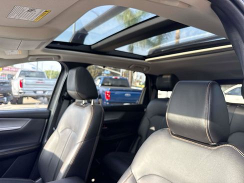 Certified 2025 MAZDA CX-70 Plug-In Hybrid w/ Premium Pkg image 24