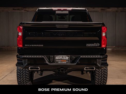 Used 2022 Chevrolet Silverado 1500 High Country image 8