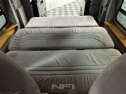 Used 2002 Dodge B1500 image 43