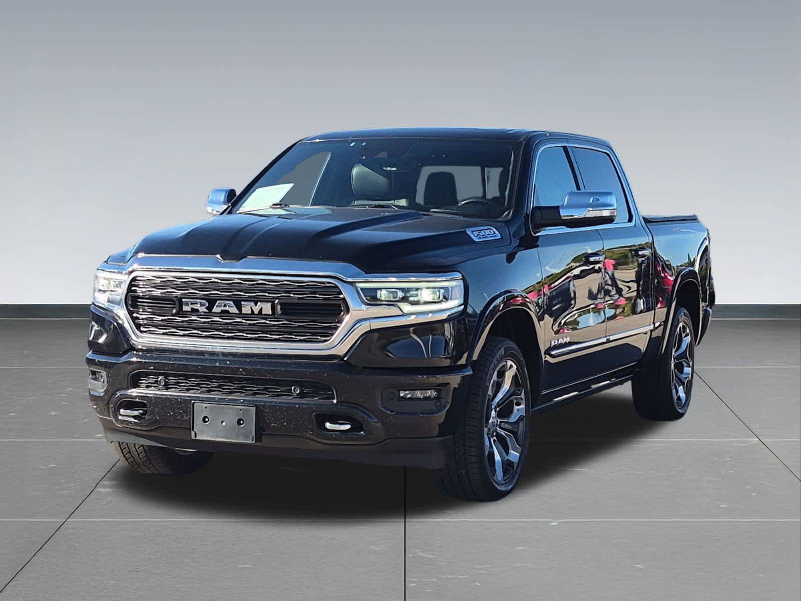 Used 2022 RAM 1500 Limited w/ Body Color Bumper Group AWD/4WD image 10
