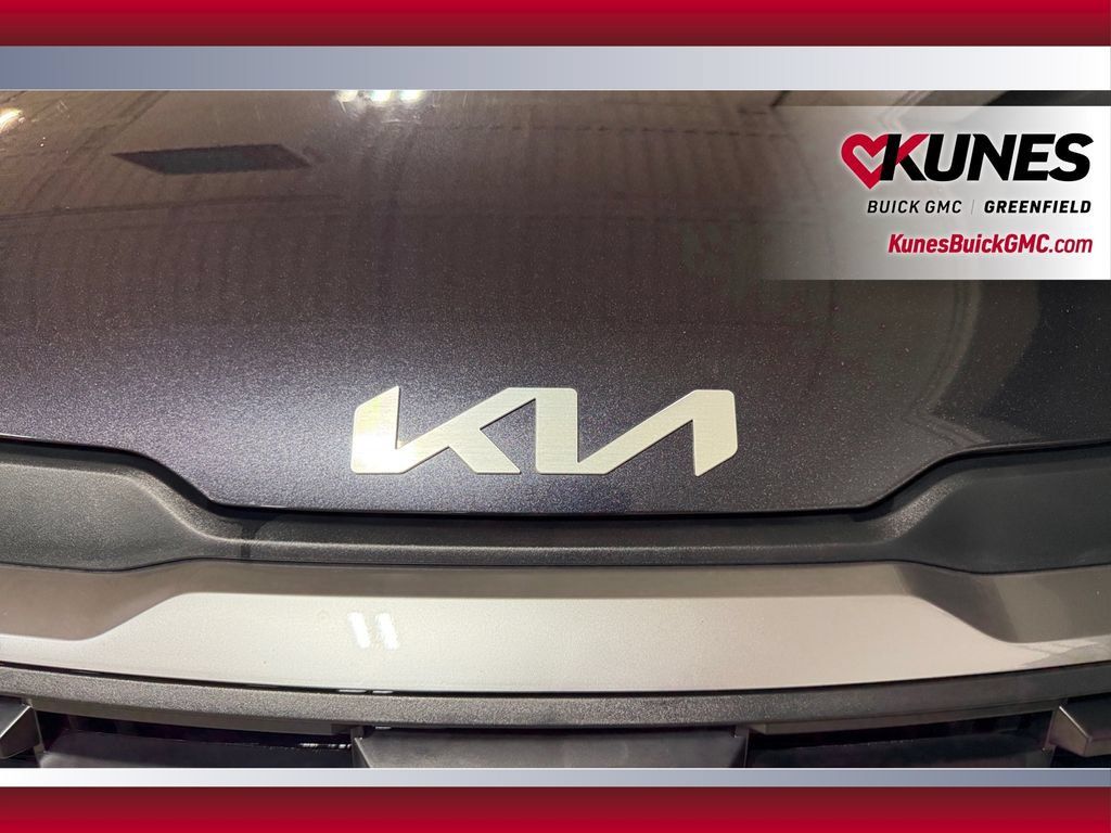 Used 2026 Kia Sportage LX FWD image 41