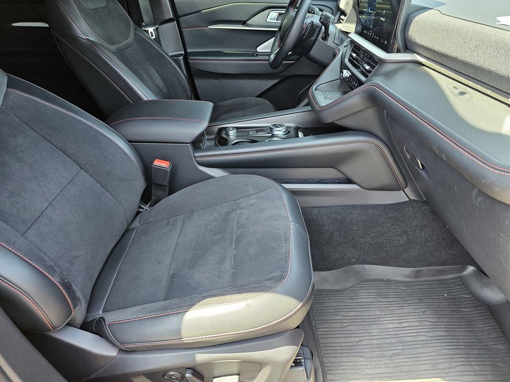 Used 2025 Ford Explorer ST w/ Sun And Sound Package AWD/4WD image 12