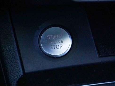 Used 2018 Audi Q5 2.0T Premium Plus w/ Premium Plus Package image 18