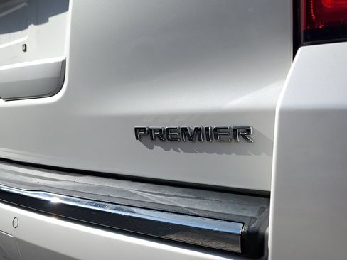 Used 2020 Chevrolet Tahoe Premier w/ Premier Plus Edition RWD image 8