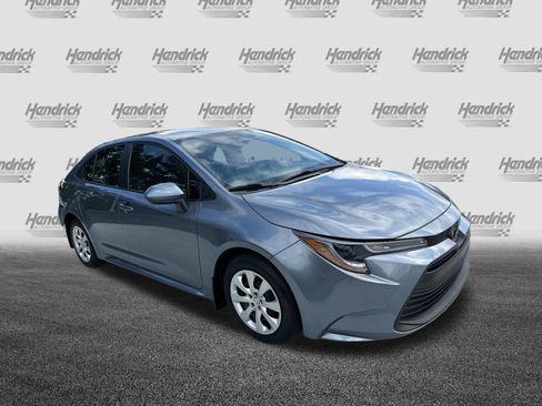 Certified 2025 Toyota Corolla LE FWD image 2
