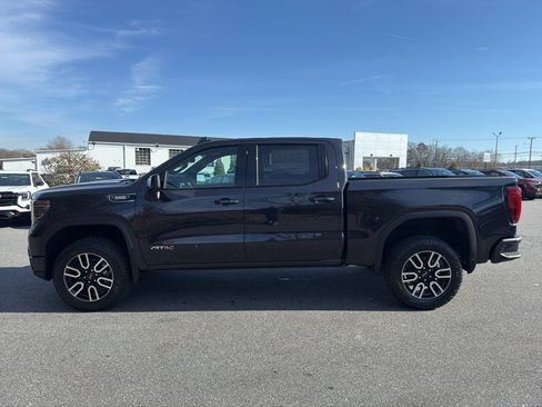 New 2026 GMC Sierra 1500 AT4 w/ AT4 Preferred Package image 3