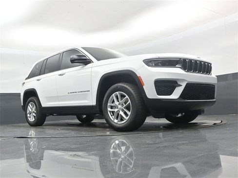 New 2025 Jeep Grand Cherokee Laredo X image 41