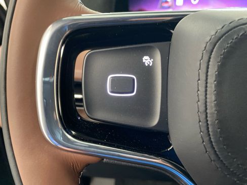 New 2026 Lincoln Navigator L Reserve AWD/4WD image 23