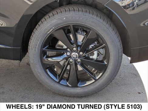 New 2026 Jaguar F-PACE R-Dynamic S image 6