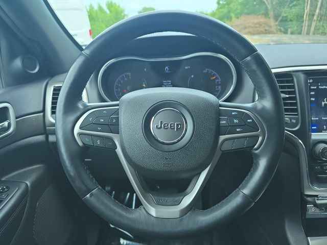 Used 2018 Jeep Grand Cherokee Altitude AWD/4WD image 16