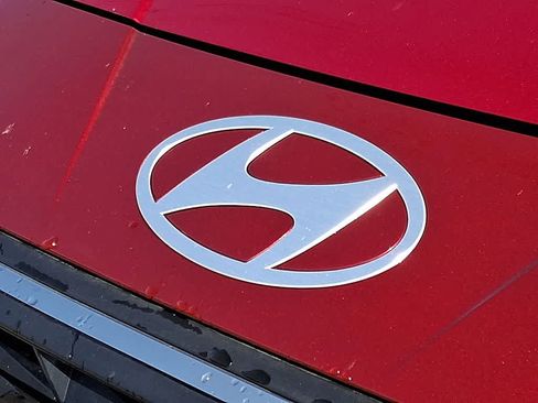 Certified 2025 Hyundai Elantra Sport FWD image 29