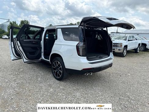 Used 2025 Chevrolet Tahoe RST w/ Comfort Package AWD/4WD image 32