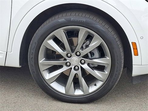 Used 2021 Buick Envision Avenir w/ Technology Package II image 8